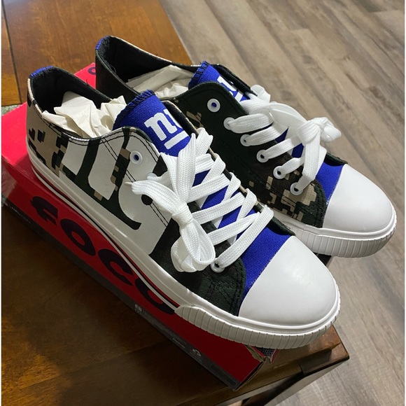 Men's FOCO New York Giants Low Top Digi camo shoes - Picture 1 of 7